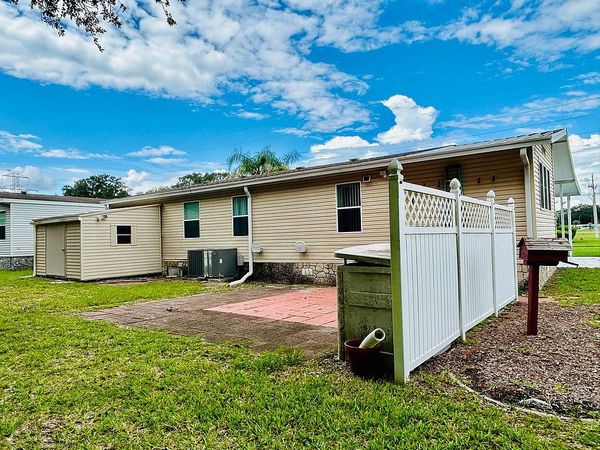 2 Conquistador St, Leesburg FL 34748