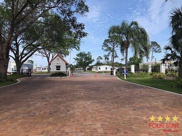 284 Costa Rica, Edgewater FL 32141
