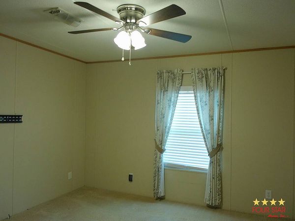 2712 Lazy Day Ln, DeLand FL 32720
