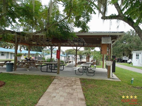 2712 Lazy Day Ln, DeLand FL 32720