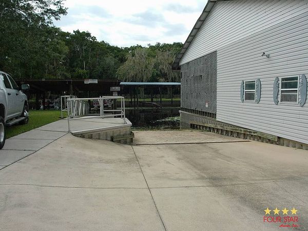2712 Lazy Day Ln, DeLand FL 32720