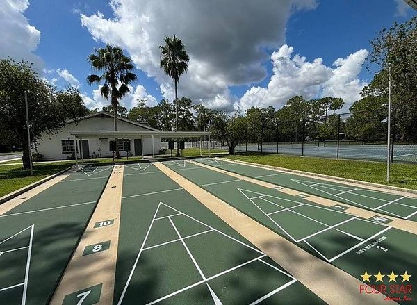 475 Greenwood Ln, Kissimmee FL 34746