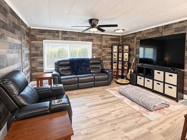 60 Regency Dr, Port Orange FL 32129