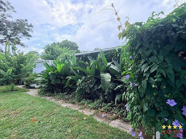 528 Sandy Palm Dr, Port Orange FL 32127