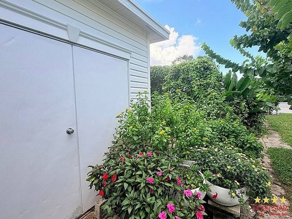 528 Sandy Palm Dr, Port Orange FL 32127