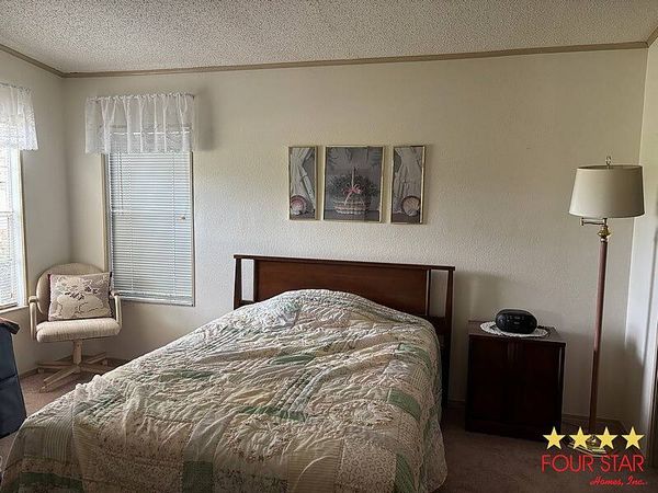2098 Hollowridge Dr, Orange City FL 32763