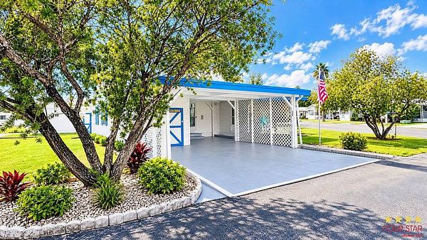 415 Bruce Ave, Wildwood FL 34785