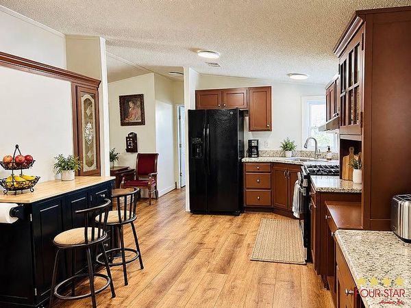 415 Bruce Ave, Wildwood FL 34785