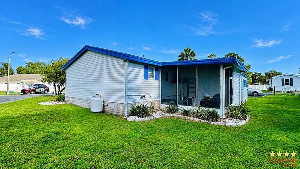 415 Bruce Ave, Wildwood FL 34785