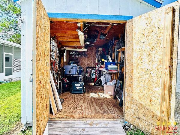 415 Bruce Ave, Wildwood FL 34785