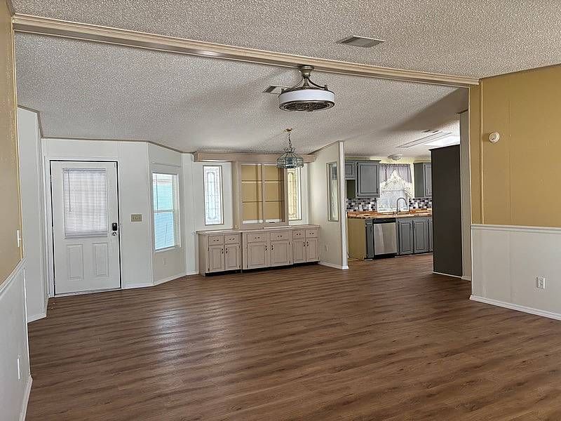 2112 Hollowridge Drive, Orange City FL – photo 4