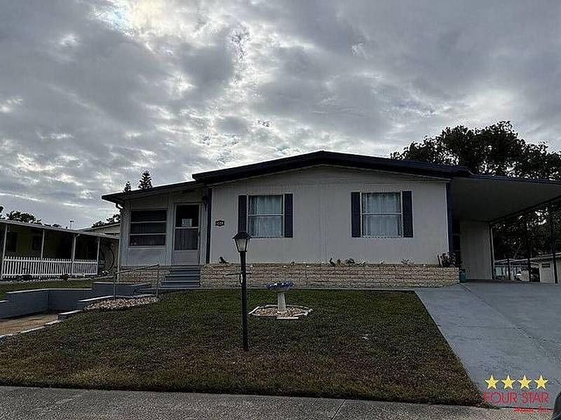 2442 Greenhedge Drive, Orange City FL – photo 1