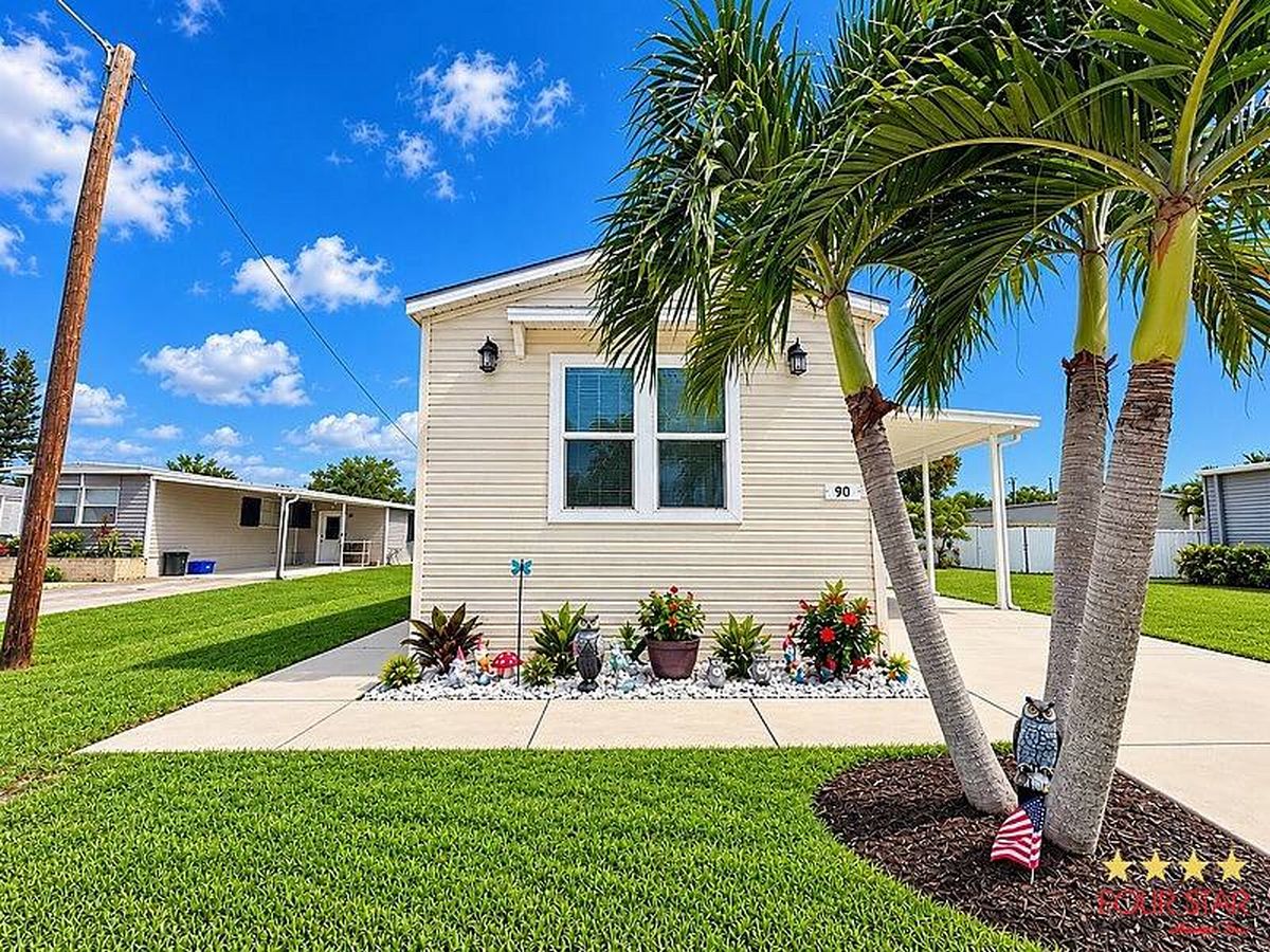 90 Sable Dr, North Fort Myers FL – photo 2
