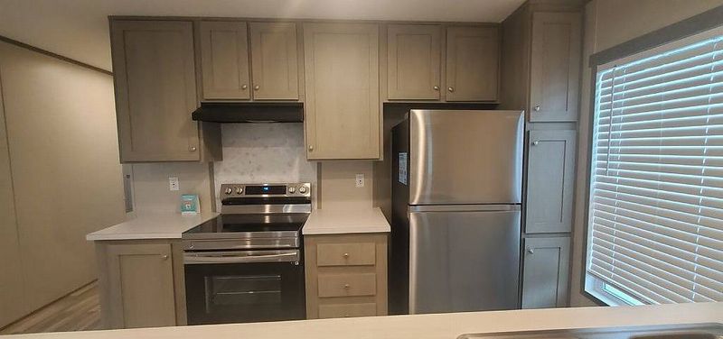 225 Sun Valley, Tampa FL – photo 2