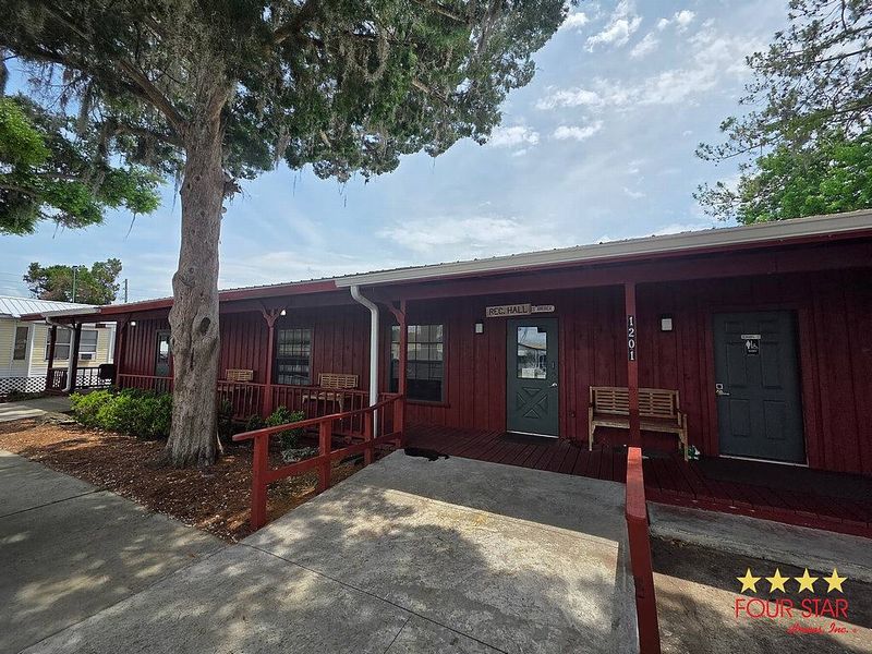 1201 S. Main Street, Wildwood FL – photo 22