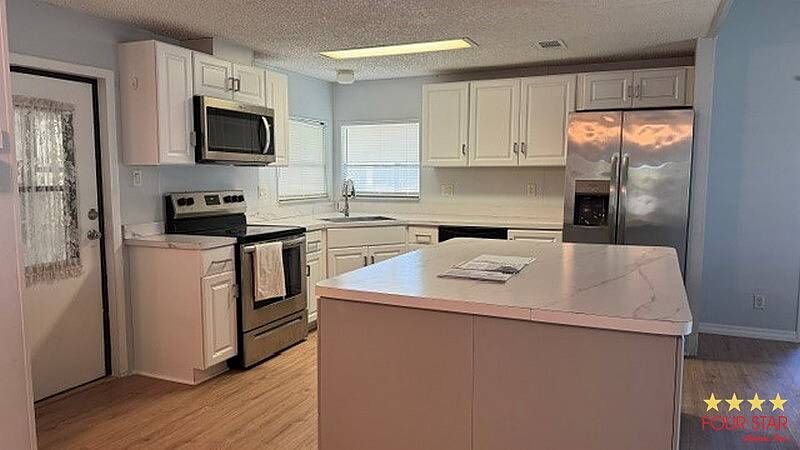 8775 20th Street, Vero Beach FL – photo 2