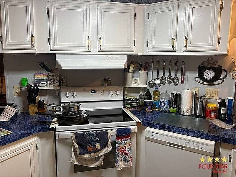 10081 South East 22nd Terrace, Webster FL – photo 3