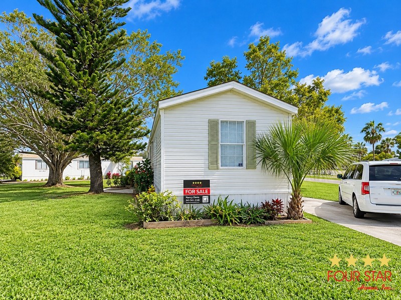 193 Eland Dr, North Fort Myers FL – photo 2