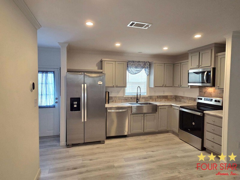 234 57th Ct E, Palmetto FL – photo 2