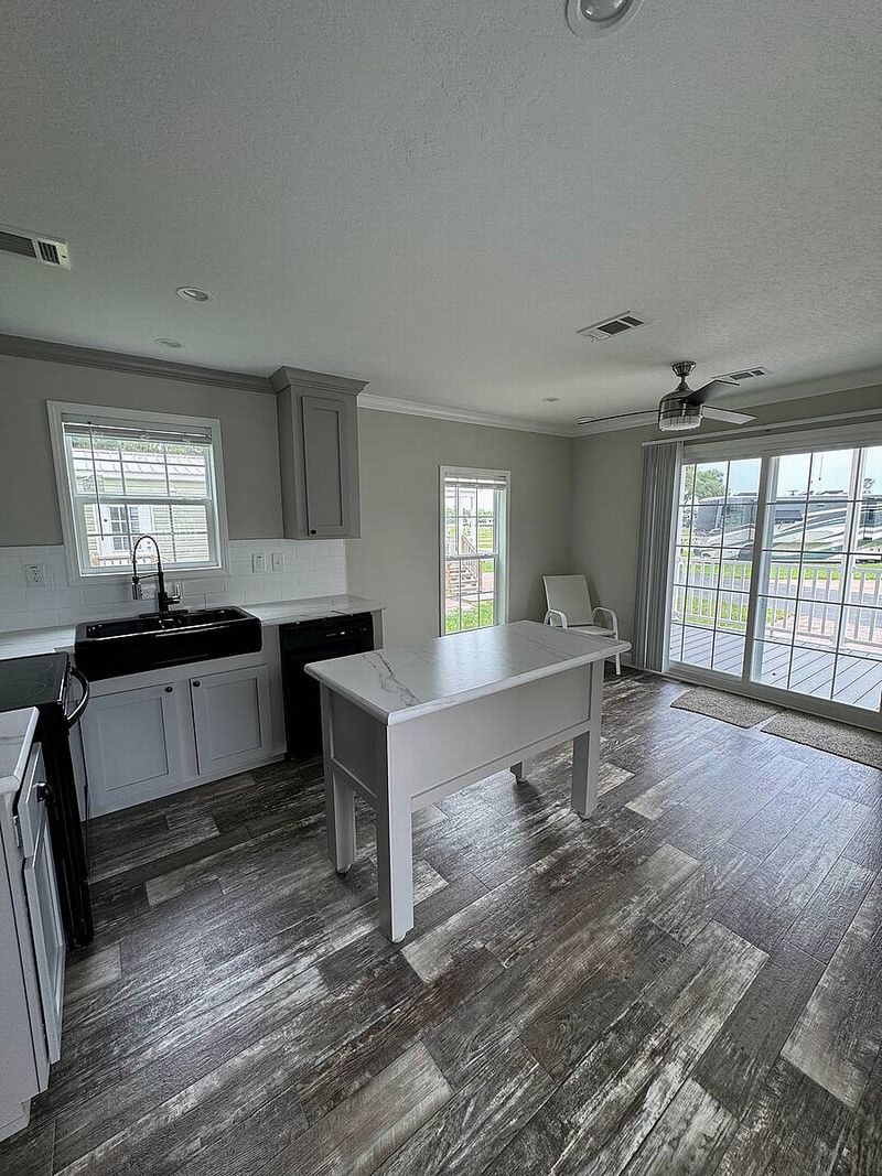 14330 United States 441, Summerfield FL – photo 6