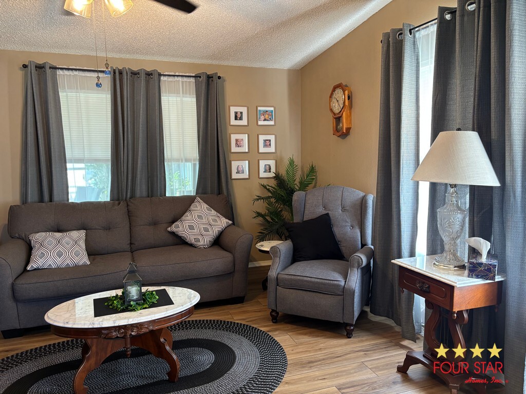 2210 Hollowridge Drive, Orange City FL – photo 7
