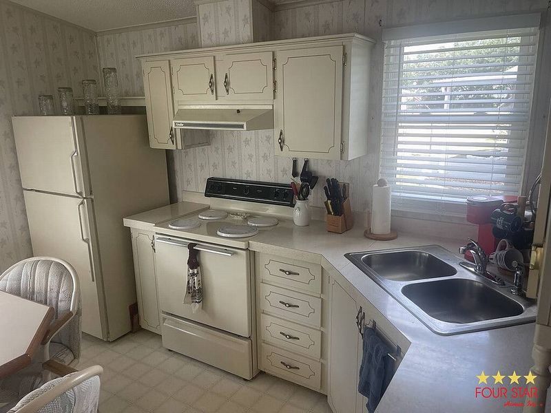 203 Dixie Drive, Haines City FL – photo 2