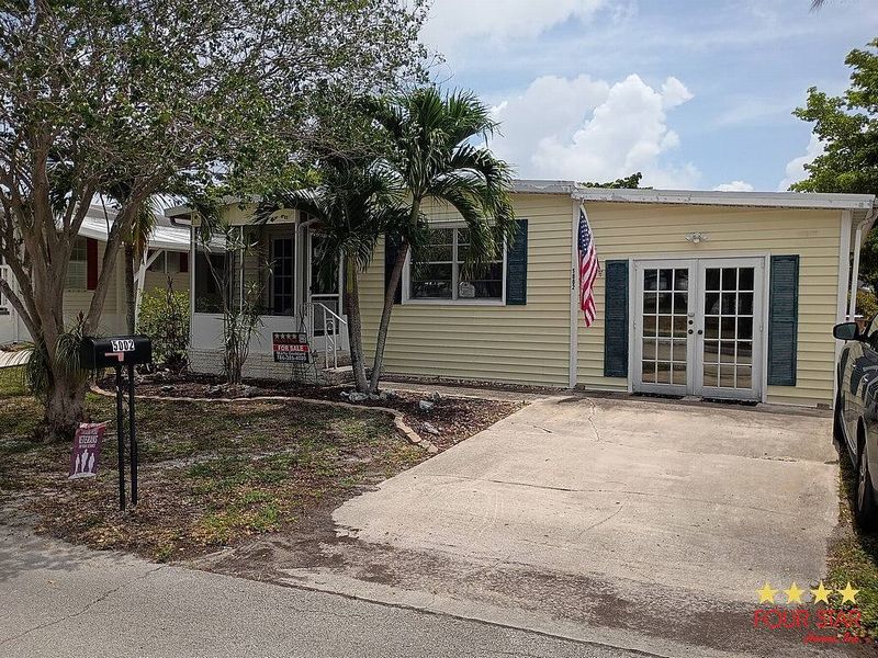 5002 NW 2nd Avenue, Pompano Beach FL – photo 2