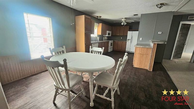 130 W Seaflower St, Apopka FL – photo 3