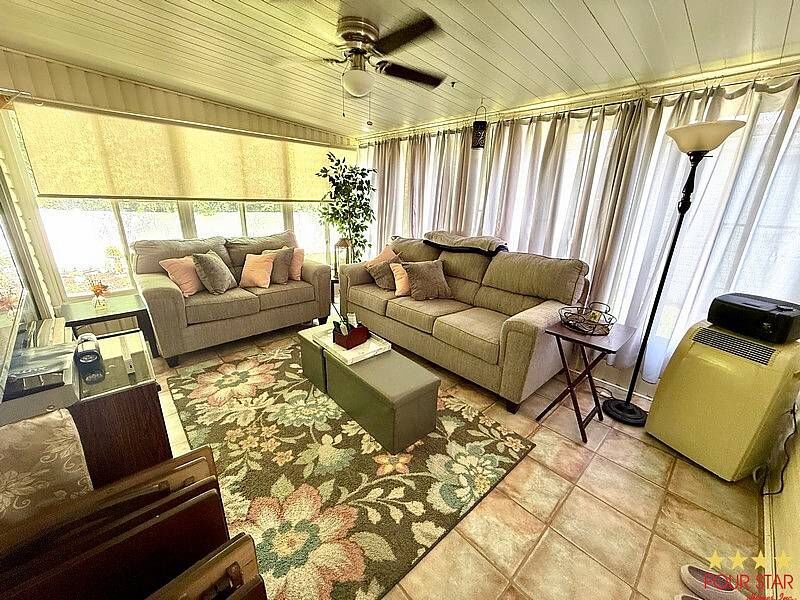419 Kings Lake Drive, DeBary FL – photo 18