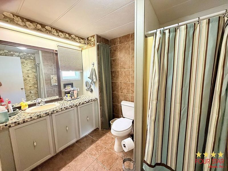 100 Howes St, FL – photo 17