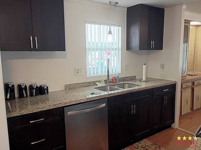 6318 Colonial Dr, Margate FL – photo 2