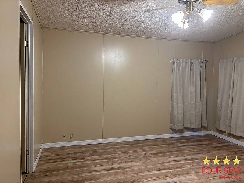 581 Pineview Dr, Orange City FL – photo 12