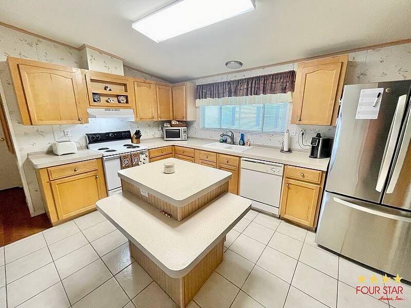 578 Clover Ln, Kissimmee FL – photo 3