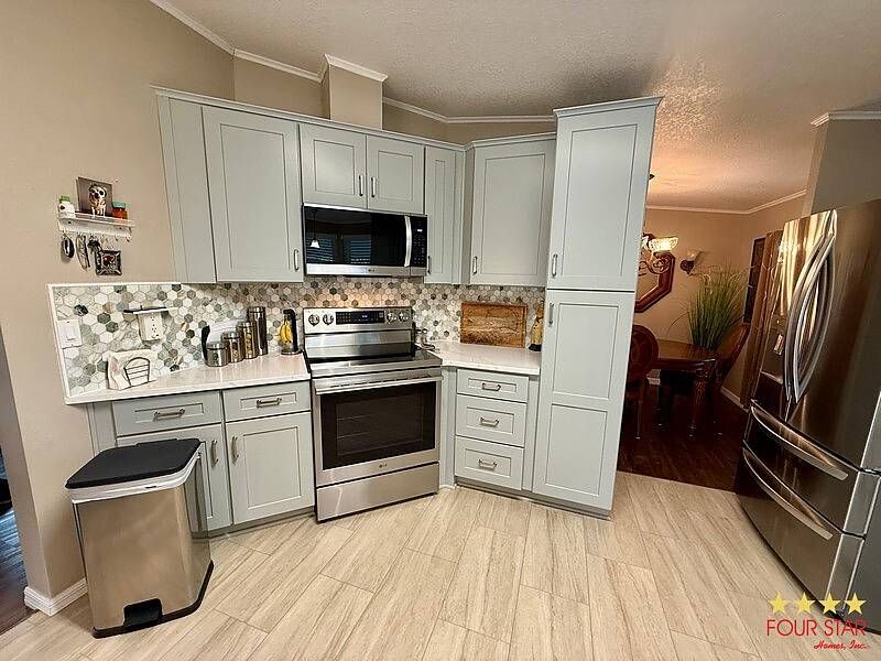 859 Regalwood Lane, DeBary FL – photo 4