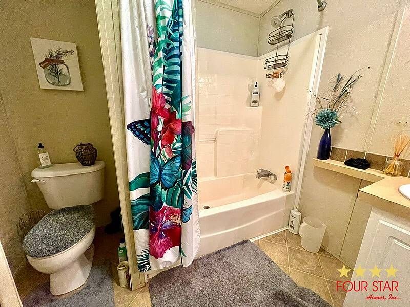 105 Hillsborough Dr, Sorrento FL – photo 16