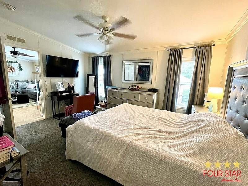 105 Hillsborough Dr, Sorrento FL – photo 10