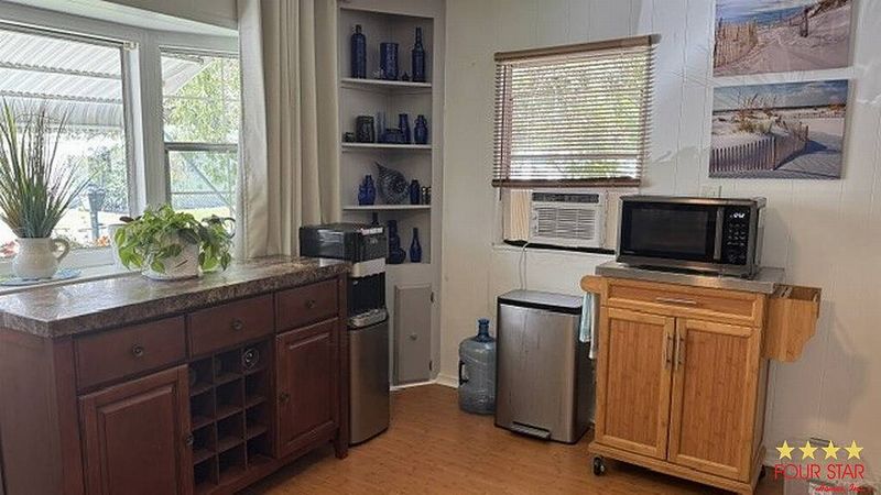555 4th St, Vero Beach FL – photo 5