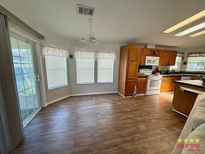 333 Kings Lake Drive, DeBary FL – photo 5