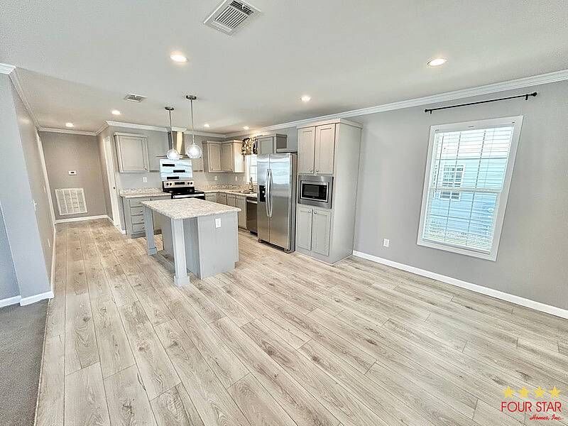 210 Belleza Boulevard, Edgewater FL – photo 5