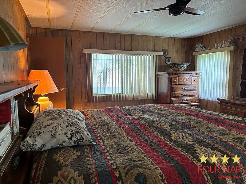 2401 Greenhedge Drive, Orange City FL – photo 16