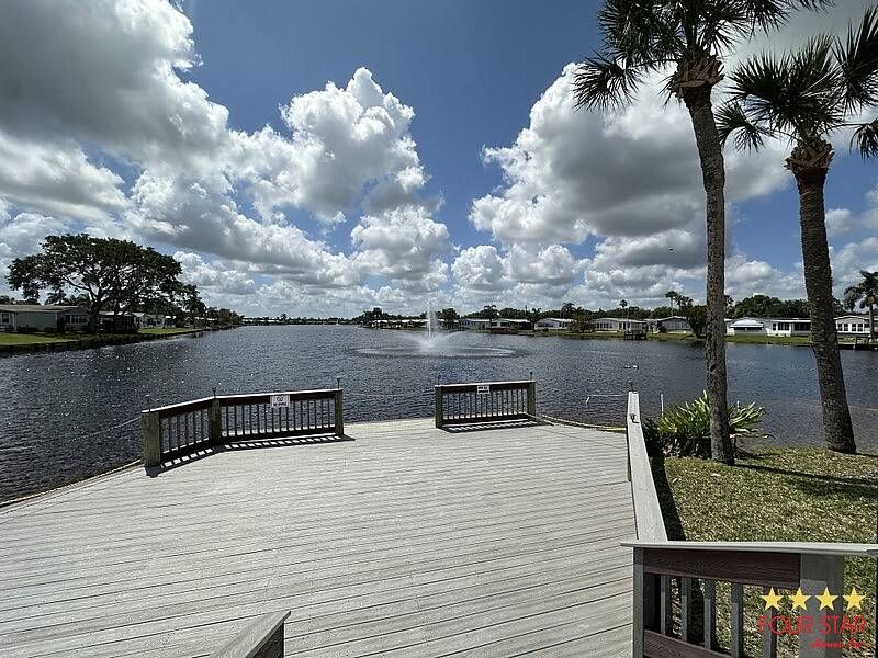 1038 W Lakeview Dr, Sebastian FL – photo 15