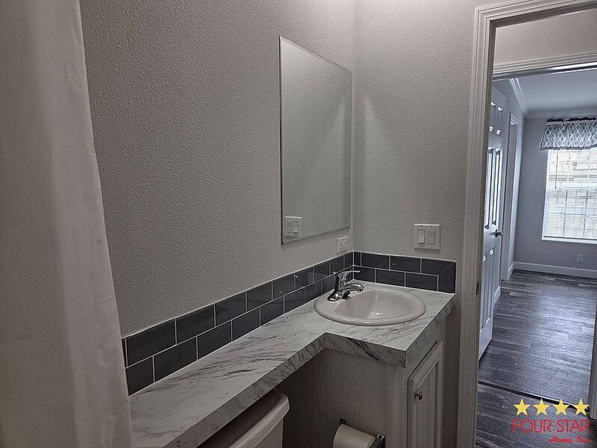 751 10th St E, Palmetto FL – photo 7