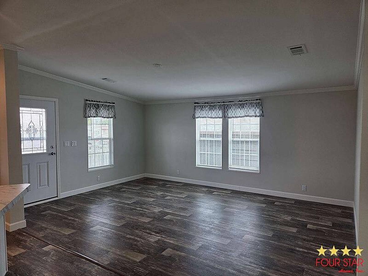 751 10th St E, Palmetto FL – photo 6