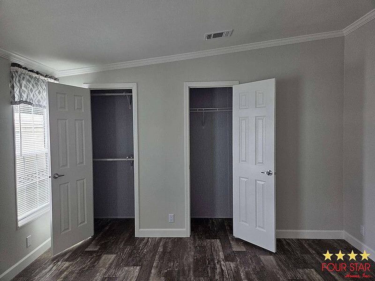 751 10th St E, Palmetto FL – photo 9