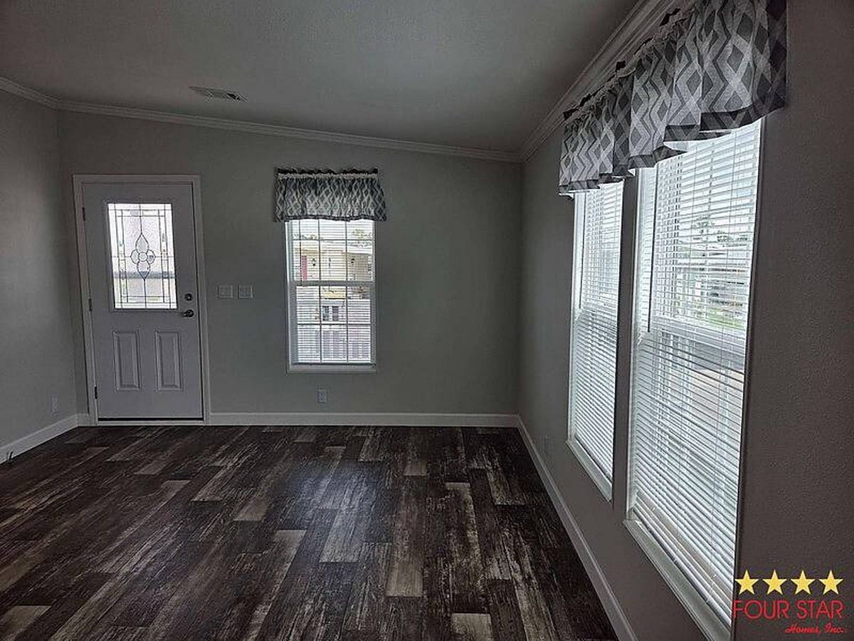 751 10th St E, Palmetto FL – photo 14
