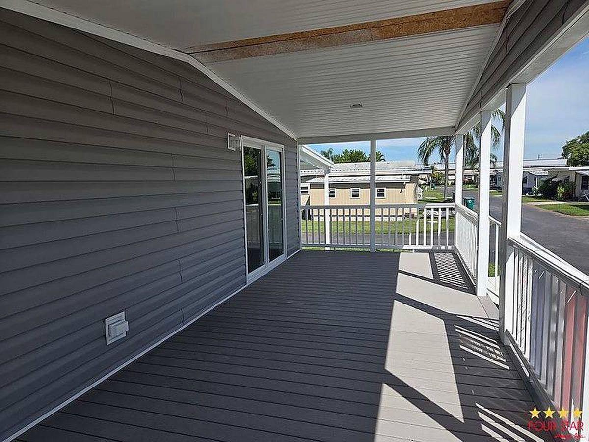 900 9th Ave E, Palmetto FL – photo 31