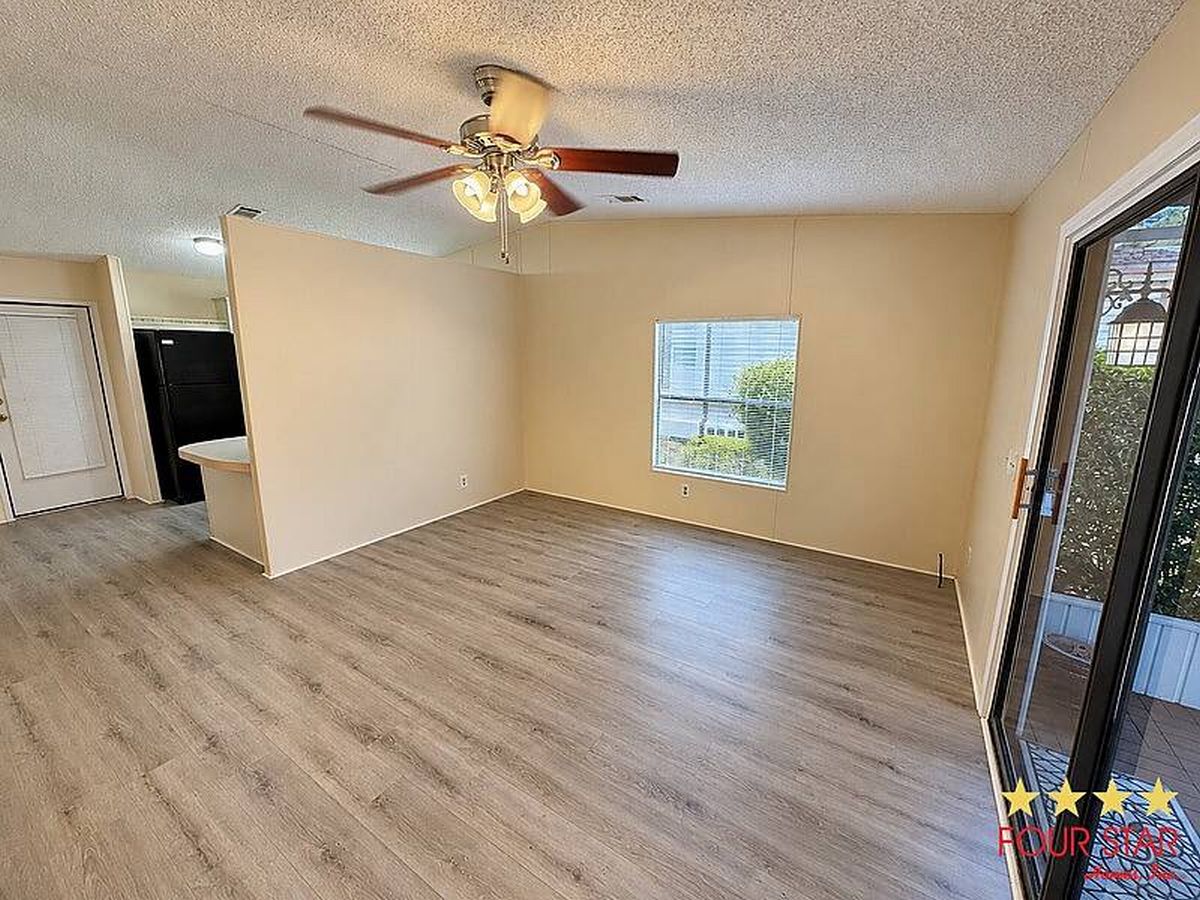 856 Navel Dr, Orange City FL – photo 4
