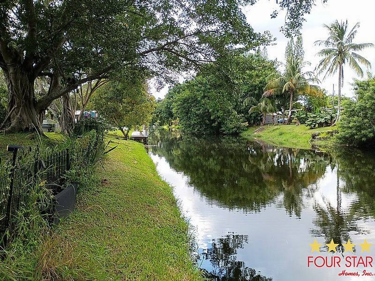 6350 NW 28th Lane, Margate FL – photo 3